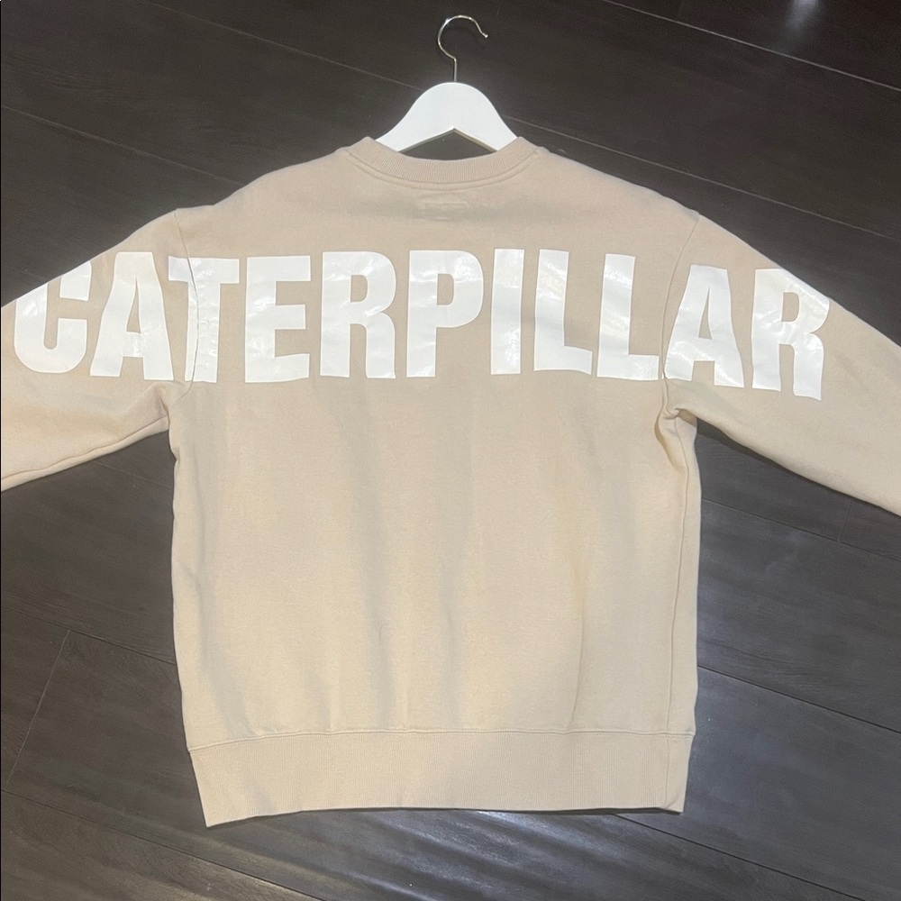 CAT X BDG UO Exclusive Beige Caterpillar
Crew Neck Sweatshirt Size Small